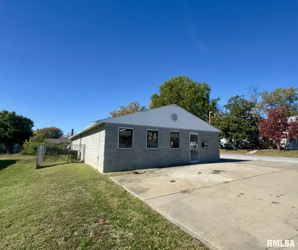 Christopher, IL 62822,509 N VICTOR ST