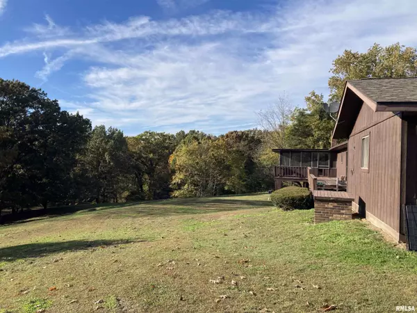 Anna, IL 62906,105 New Saratoga RD