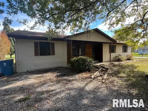 101 N LAWRENCE ST, Desoto, IL 62924