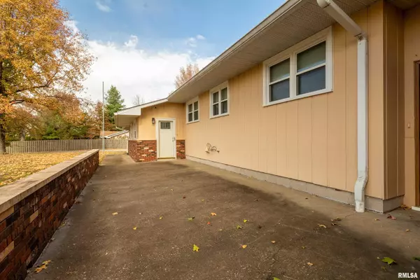 Murphysboro, IL 62966,9784 Highway 127