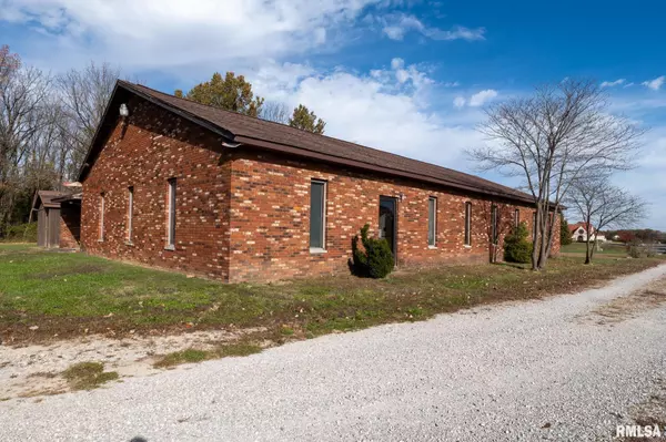 Carbondale, IL 62901,1140 S Giant City RD