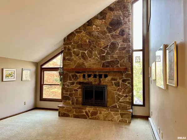 Murphysboro, IL 62966,61 Schack RD