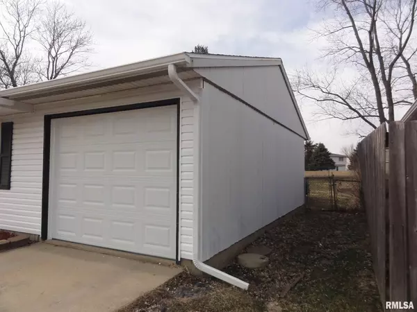 Peoria, IL 61615,3925 W CREIGHTON TER