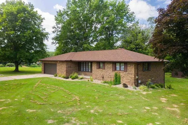 East Peoria, IL 61611,565 N PLEASANT HILL RD