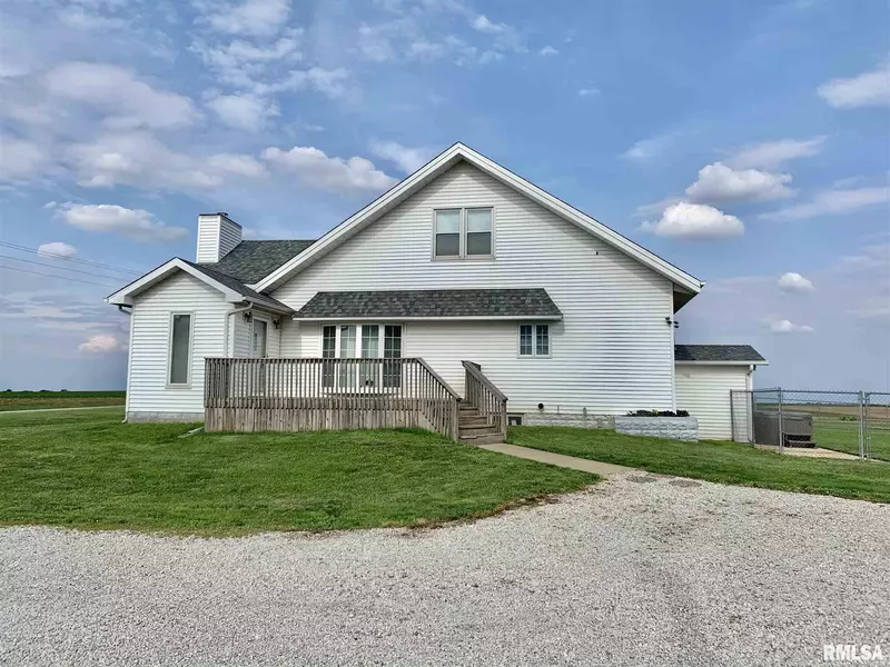 31091 E County Road 1150 N ***, Mason City, IL 62664