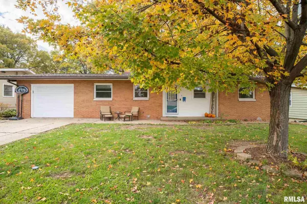 6 FOSTER CT, Bartonville, IL 61607