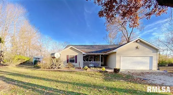 13726 W ROSS LN, Glasford, IL 61533