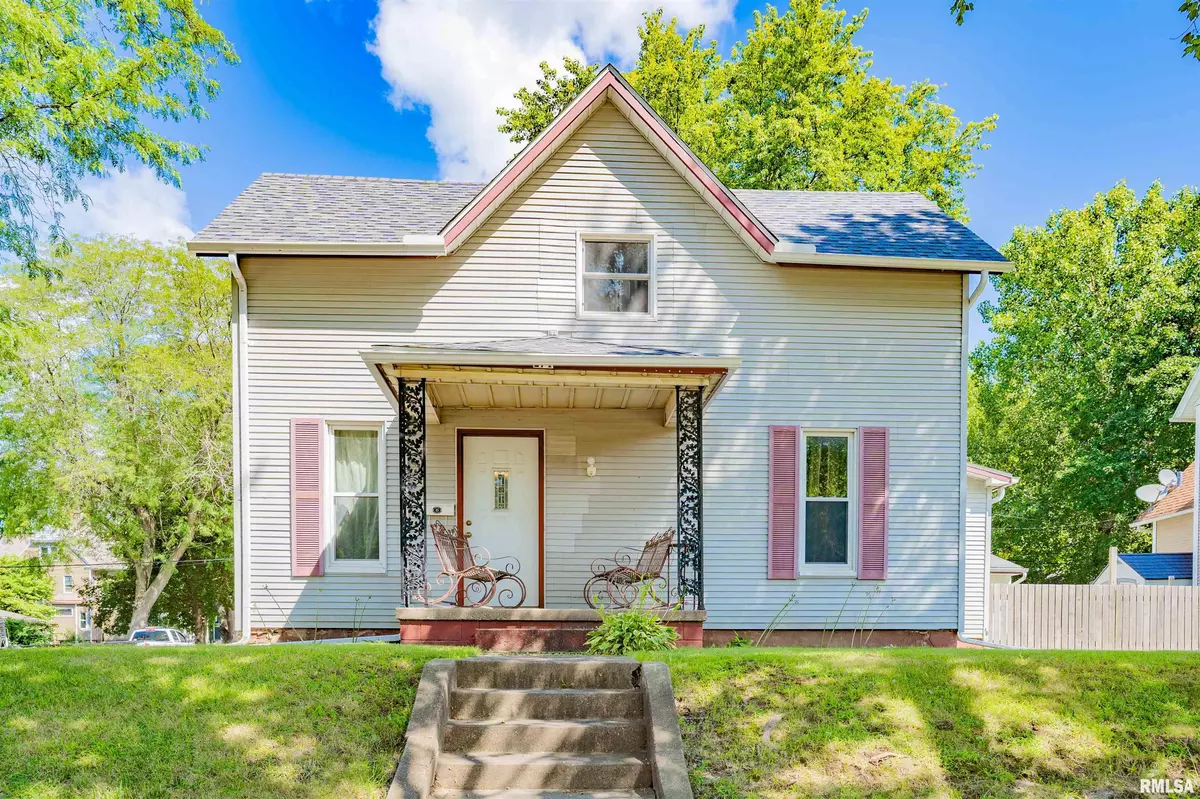 Canton, IL 61520,271 W PINE ST