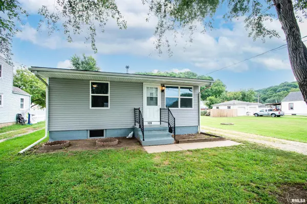 East Peoria, IL 61611,120 CALLENDER AVE
