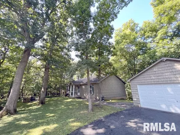 Dahinda, IL 61428,282 MAPLE RIDGE CT