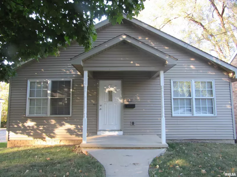 211 STEWART ST, East Peoria, IL 61611