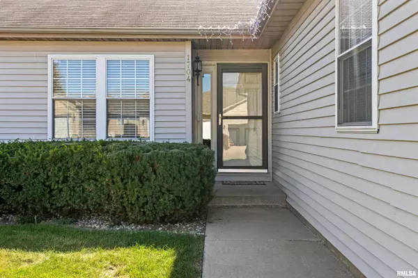 Dunlap, IL 61525,1704 W SUNFLOWER ST
