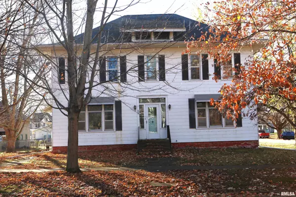 312 W 3RD ST,  Delavan,  IL 61734