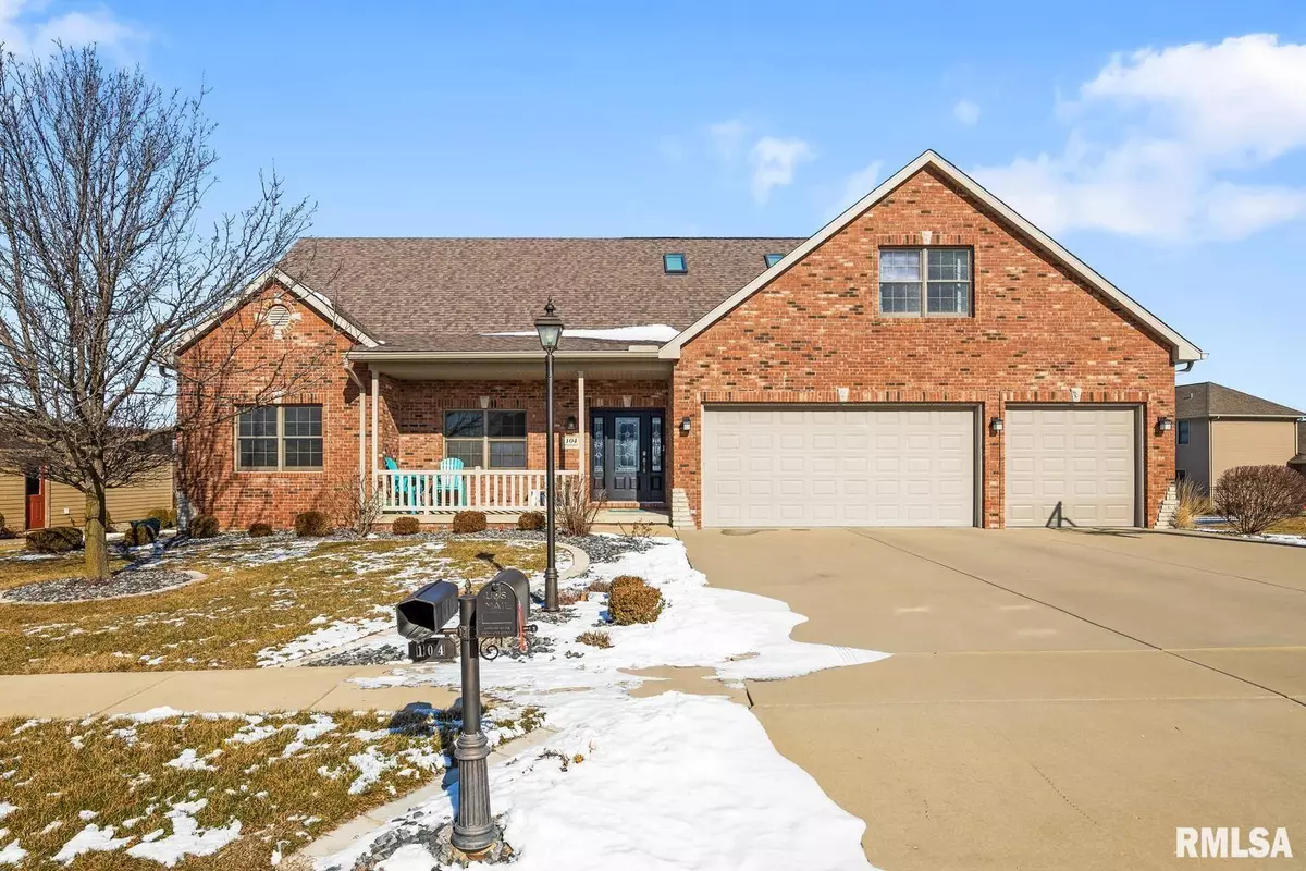 Washington, IL 61571,104 PINEHURST LN