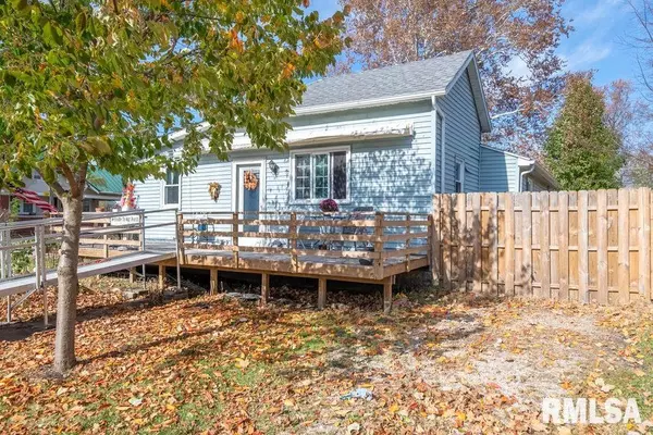 Delavan, IL 61734,211 W 5TH ST