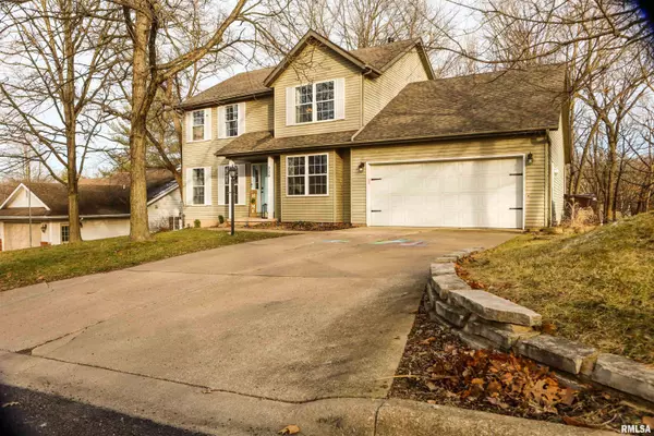 East Peoria, IL 61611,228 CASTLE LN