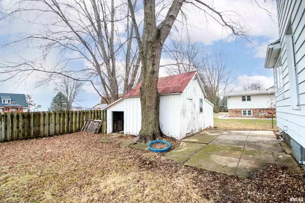 Brimfield, IL 61517,513 W CLAY ST