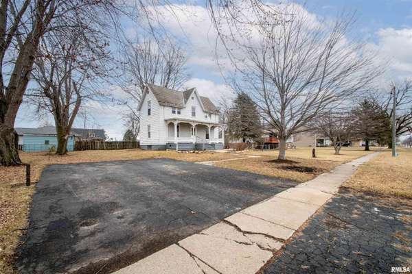 513 W CLAY ST,  Brimfield,  IL 61517