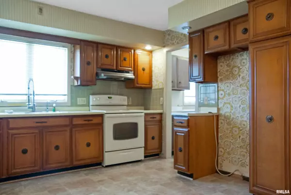 Princeville, IL 61559,710 N TOWN AVE
