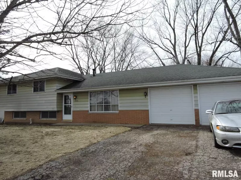 10294 W LAKE CAMELOT DR, Mapleton, IL 61547