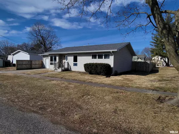 204 W 1ST AVE, La Harpe, IL 61450