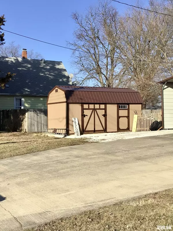 Canton, IL 61520,611 E ASH ST