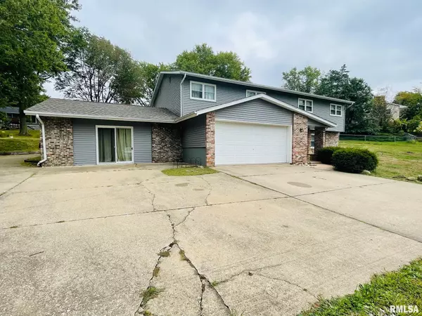 Macomb, IL 61455,2 WOODLAND LN