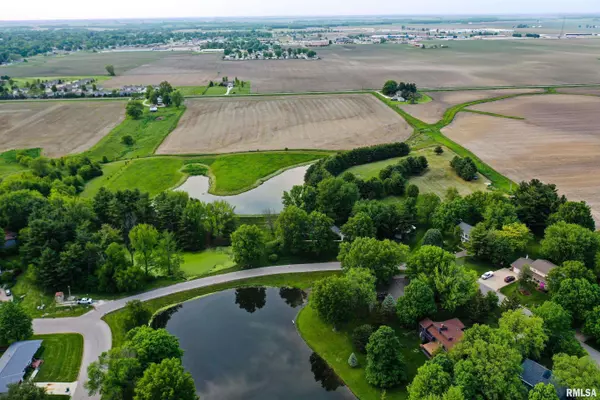 Macomb, IL 61455,10 Lake Michael