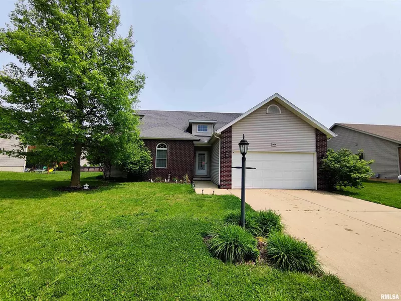 1406 SADDLE BROOK LN, Metamora, IL 61548