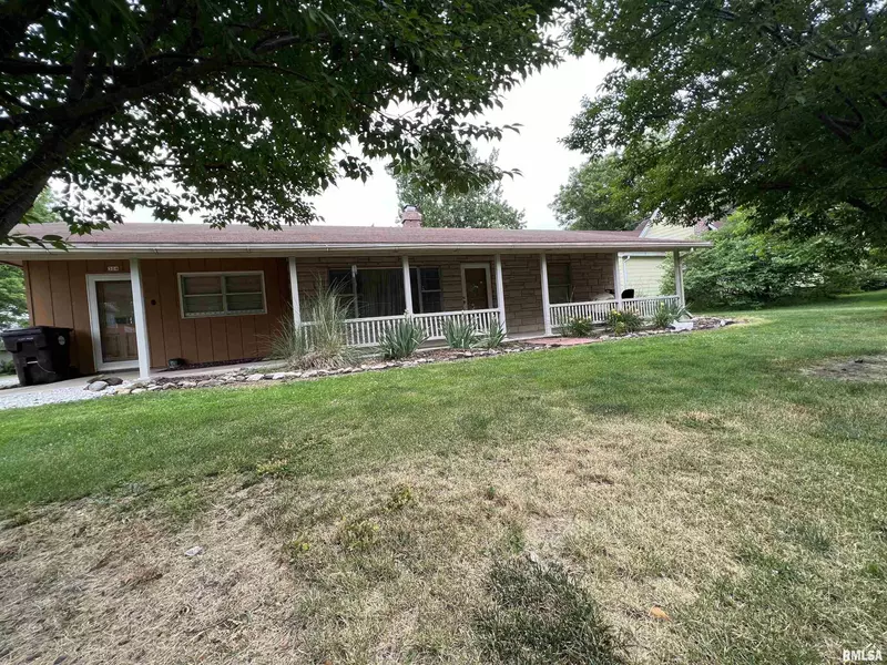 304 N LINCOLN ST, Astoria, IL 61501