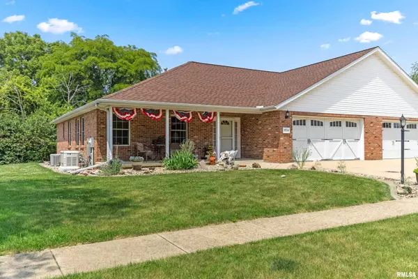 1330 LORI LN,  Washington,  IL 61571