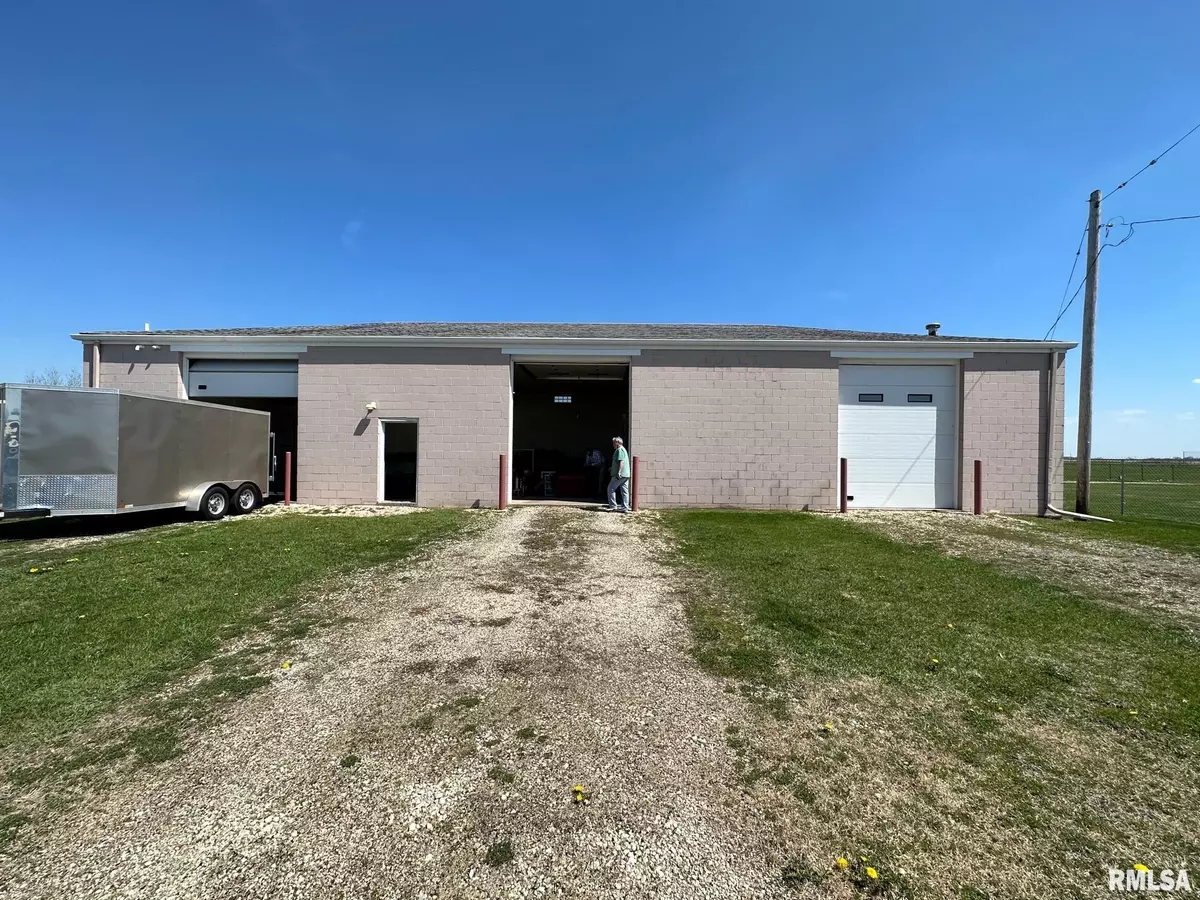 Hanna City, IL 61536,102 2ND ST