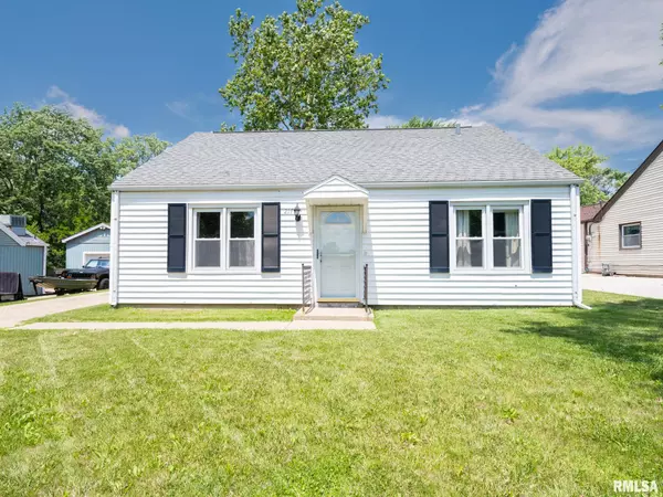 217 E FRANCES AVE, Peoria, IL 61614