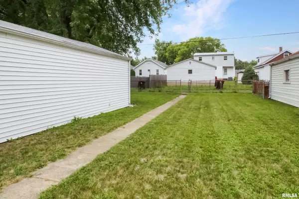 Peoria, IL 61604,721 W VIRGINIA AVE