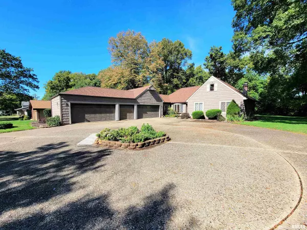 East Peoria, IL 61611,108 ROYAL VISTA DR