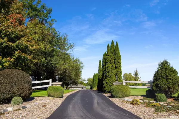 Princeville, IL 61559,720 W MAIN ST