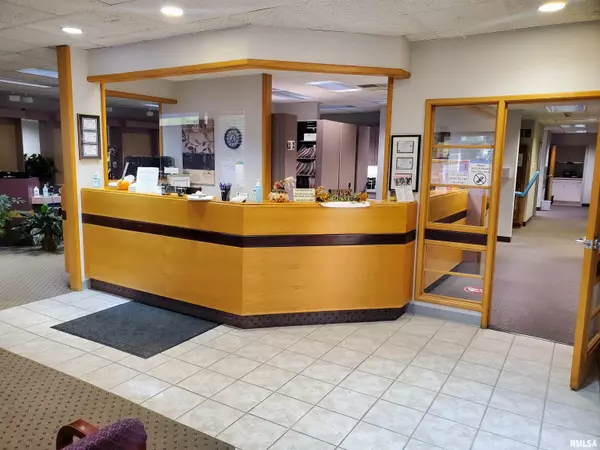 Pekin, IL 61554,101 N PARKWAY DR