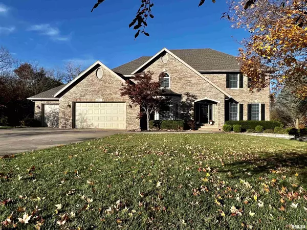 236 HILLVIEW DR,  Macomb,  IL 61455