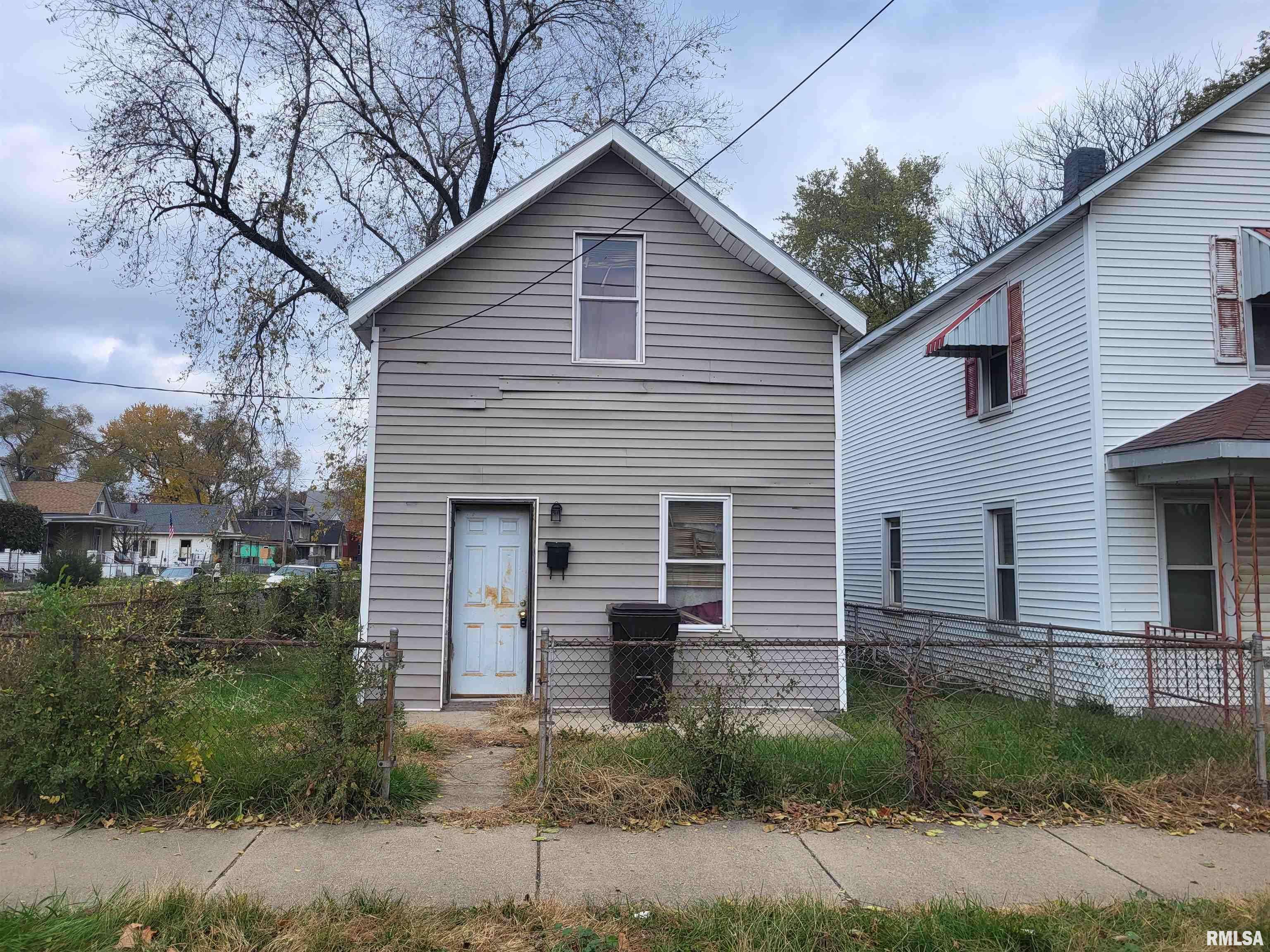 1817 W GARDEN ST, Peoria, IL 61605