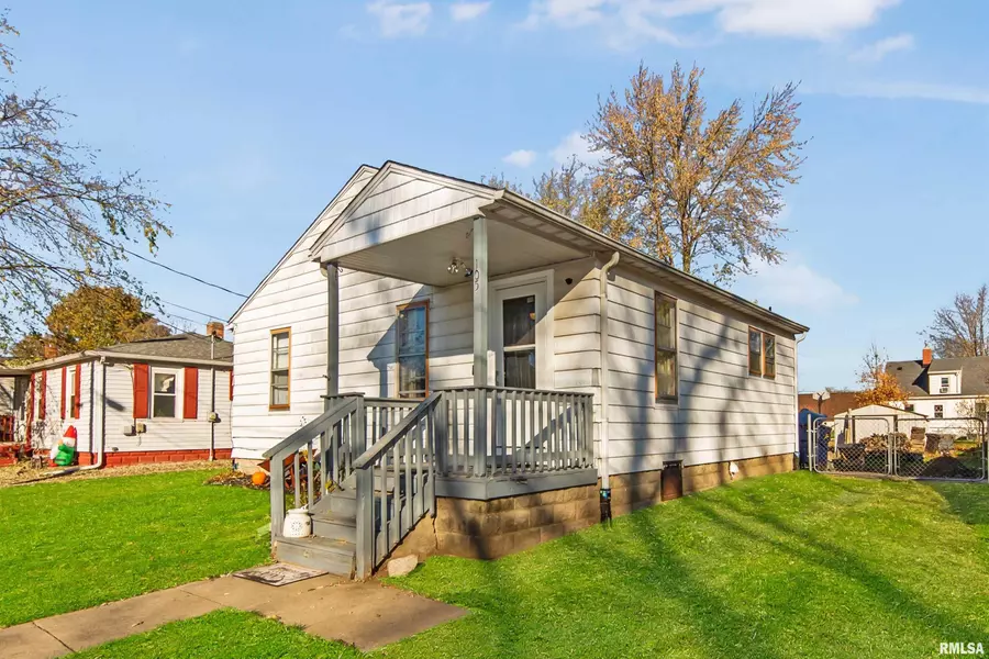 105 OLIVER ST, North Pekin, IL 61554