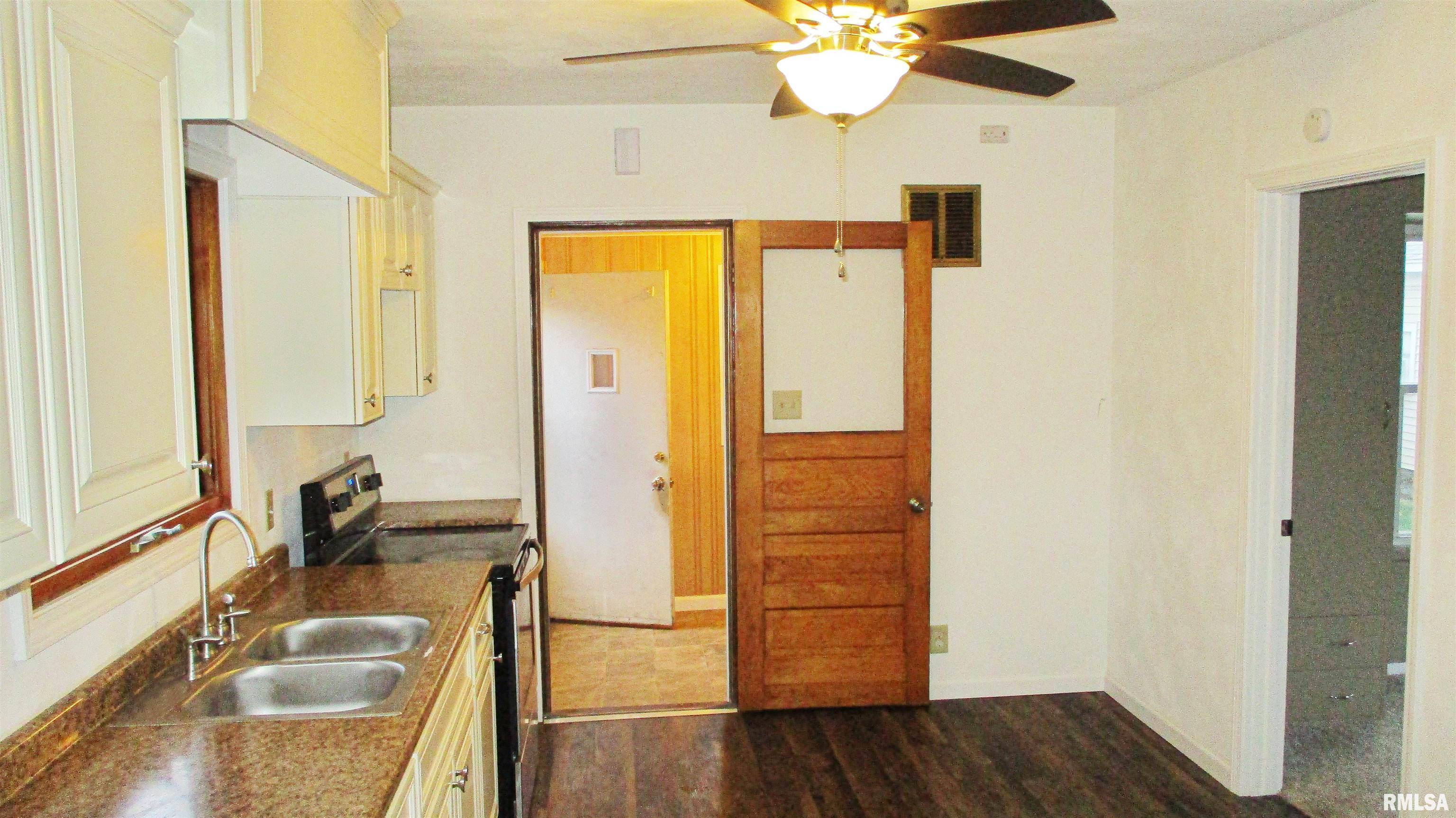 Pekin, IL 61554,1407 WILLOW ST