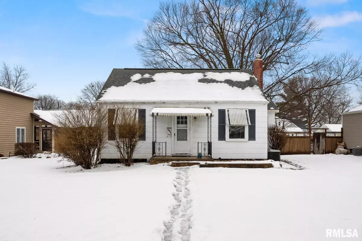 Chillicothe, IL 61523,1628 N SANTA FE RD