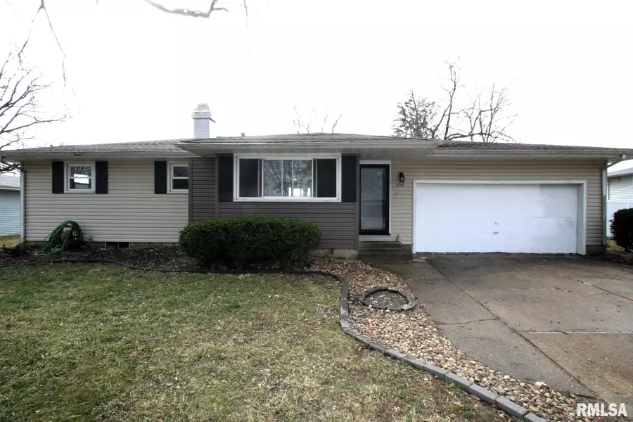 218 W GLEN ST, East Peoria, IL 61611