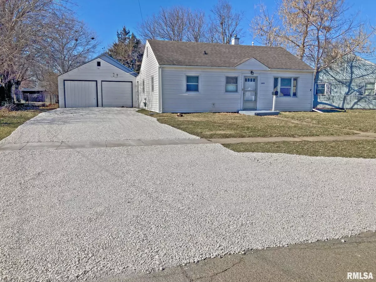 Chillicothe, IL 61523,1429 N 5TH ST