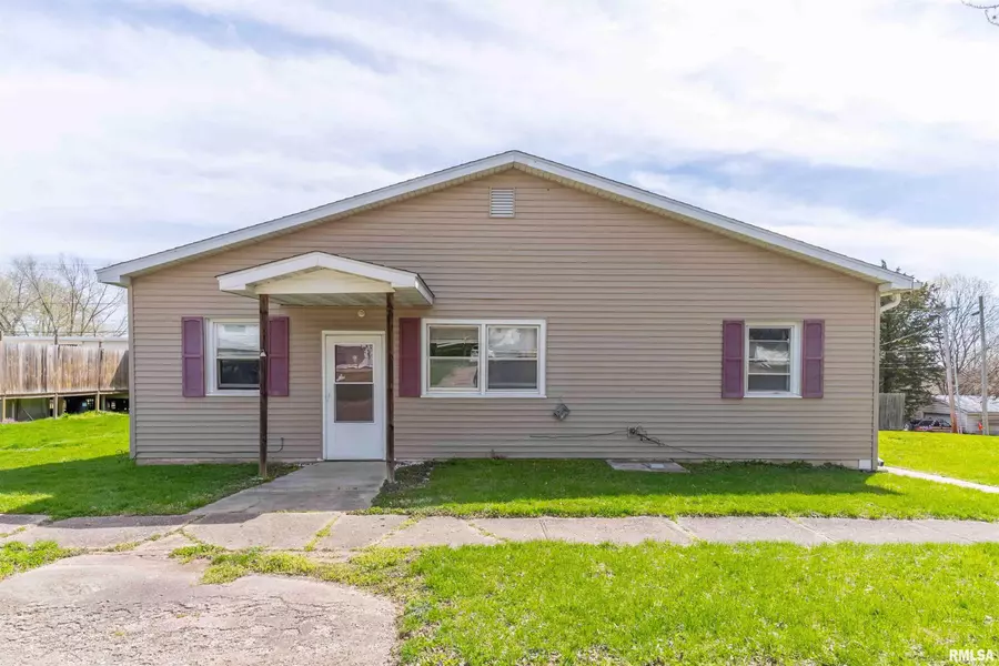 103 1ST ST, Sparland, IL 61565
