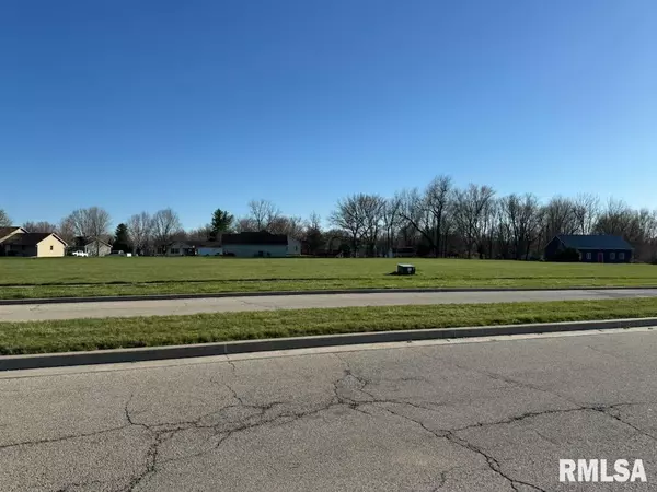 lot 83 HURFF DR, Elmwood, IL 61529