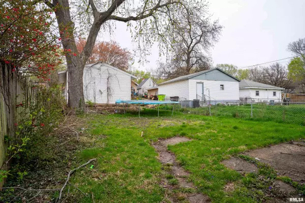 Peoria, IL 61603,2517 NE MADISON AVE