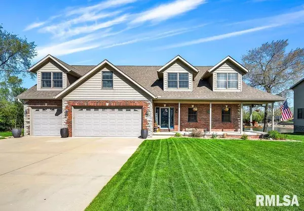 2025 DANE KELSEY DR, Pekin, IL 61554