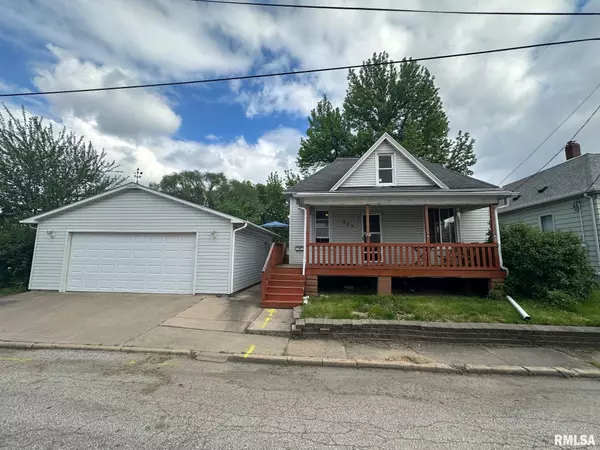 East Peoria, IL 61611,222 ANNA ST