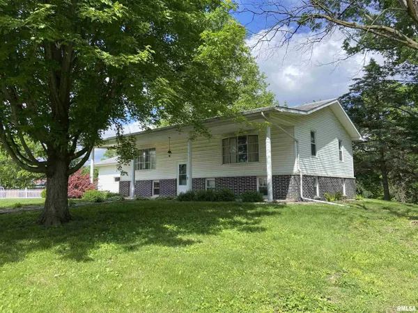 Astoria, IL 61501-8895,224 N JEFFERSON ST